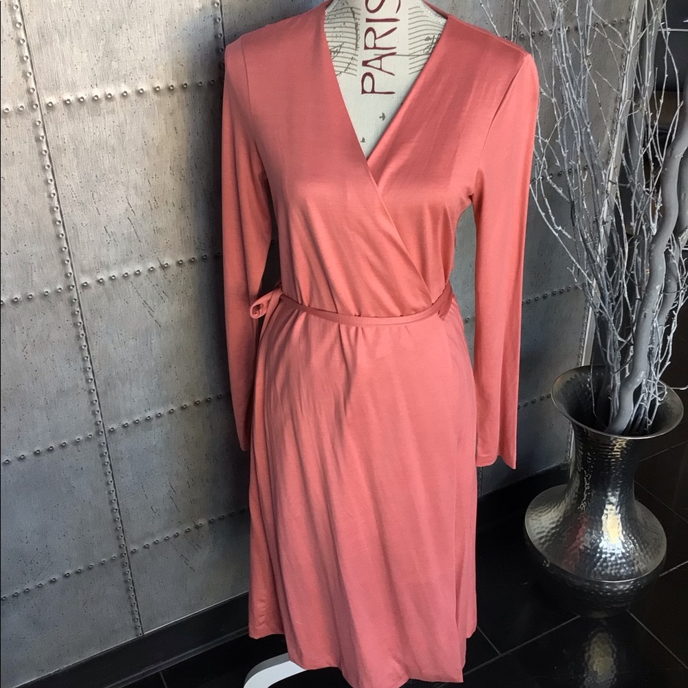 Dress - Picture 3 of 6